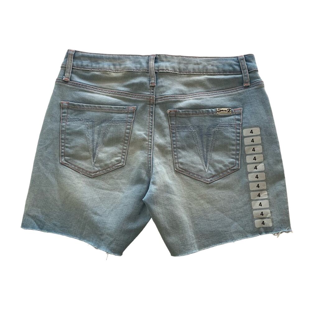 Seven7 Weekend Icy Blue Raw Hem Strechy Embroidered Sides Denim Shorts Size 4 - Picture 7 of 9